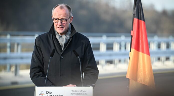 Friedrich Merz zeichnete seine Neujahrsansprache schon vor Tagen auf | Politik