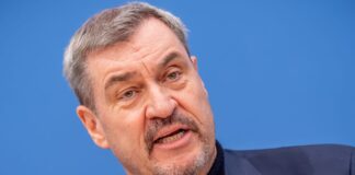 Markus Söder fordert eine Stunde Mehrarbeit pro Woche! | Politik